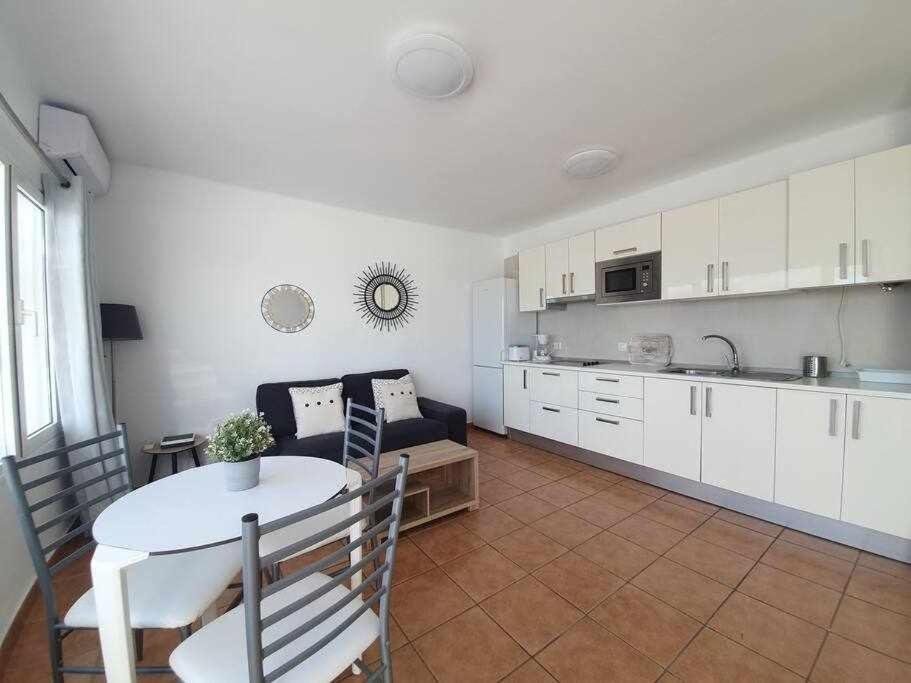 Costa Mathilda Apartment Tías Exteriér fotografie