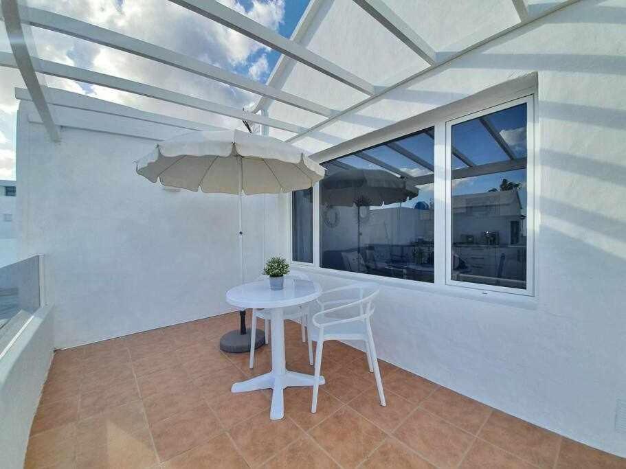 Costa Mathilda Apartment Tías Exteriér fotografie