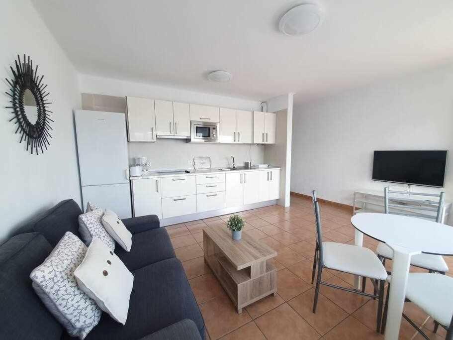 Costa Mathilda Apartment Tías Exteriér fotografie
